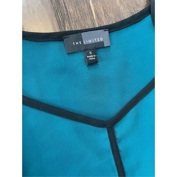 ⭐️3 for $10⭐️ The Limited Teal Adjustable Cami Tank Top - Picture 2 of 9